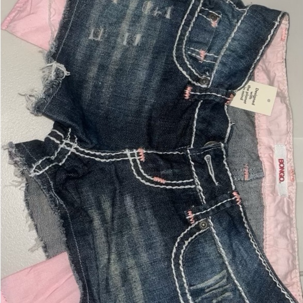 BONGO Blue and Pink Distressed Denim Jeans